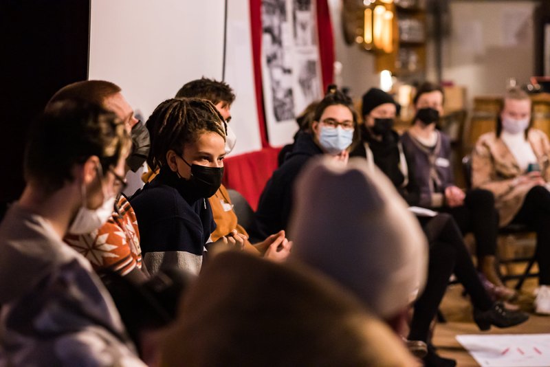 Projekttag "Jugend in Jena in den frühen 90er Jahren" in Kooperation mit der Freien Bühne Jena, dem Jugendzentrum polaris und dem Cosmic Dawn e. V., Foto: André Helbig